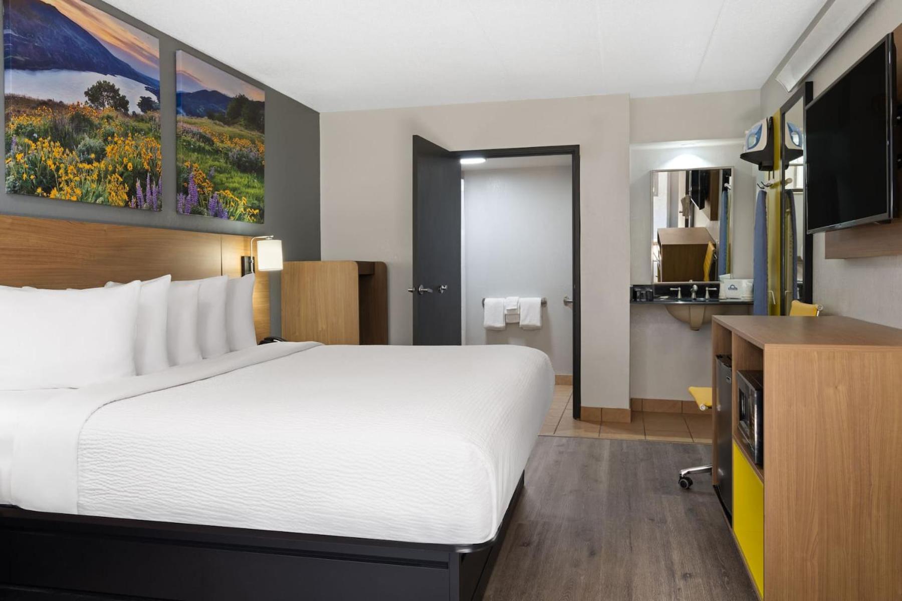 Days Inn By Wyndham Columbus Worthington Kültér fotó