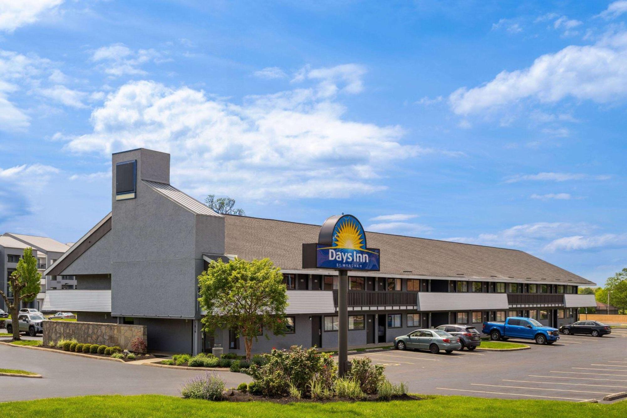 Days Inn By Wyndham Columbus Worthington Kültér fotó